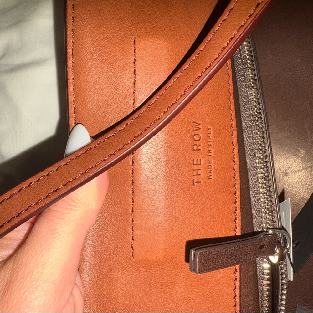 NWT The Row Peggy bag in color New Burgundy - Picture 6 of 10